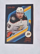 2023-24 O-Pee-Chee - Retro Black Border #422 Derek Grant 079/100