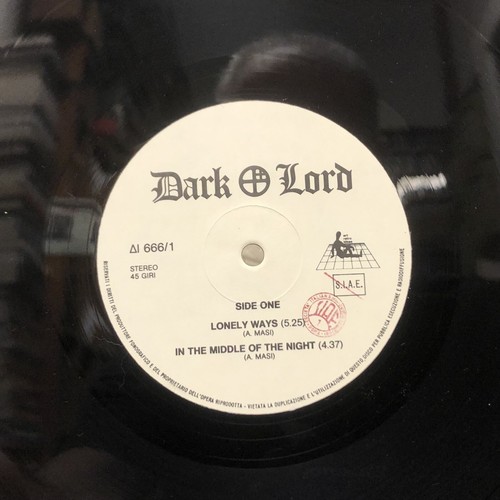 DARK LORD - OMONIMO S/T - FIRST EP EX/EX+/NM 1983 ITALY SELF RELEASED ΔΙ 666 - Foto 2 di 4