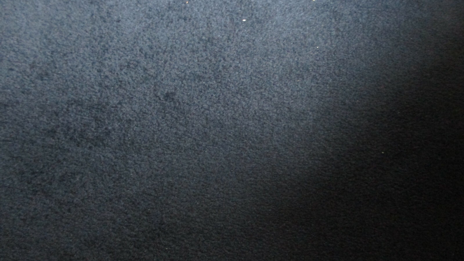 Tissu suédé style Alcantara bleu marine coupon N°41 velours ras de second choix