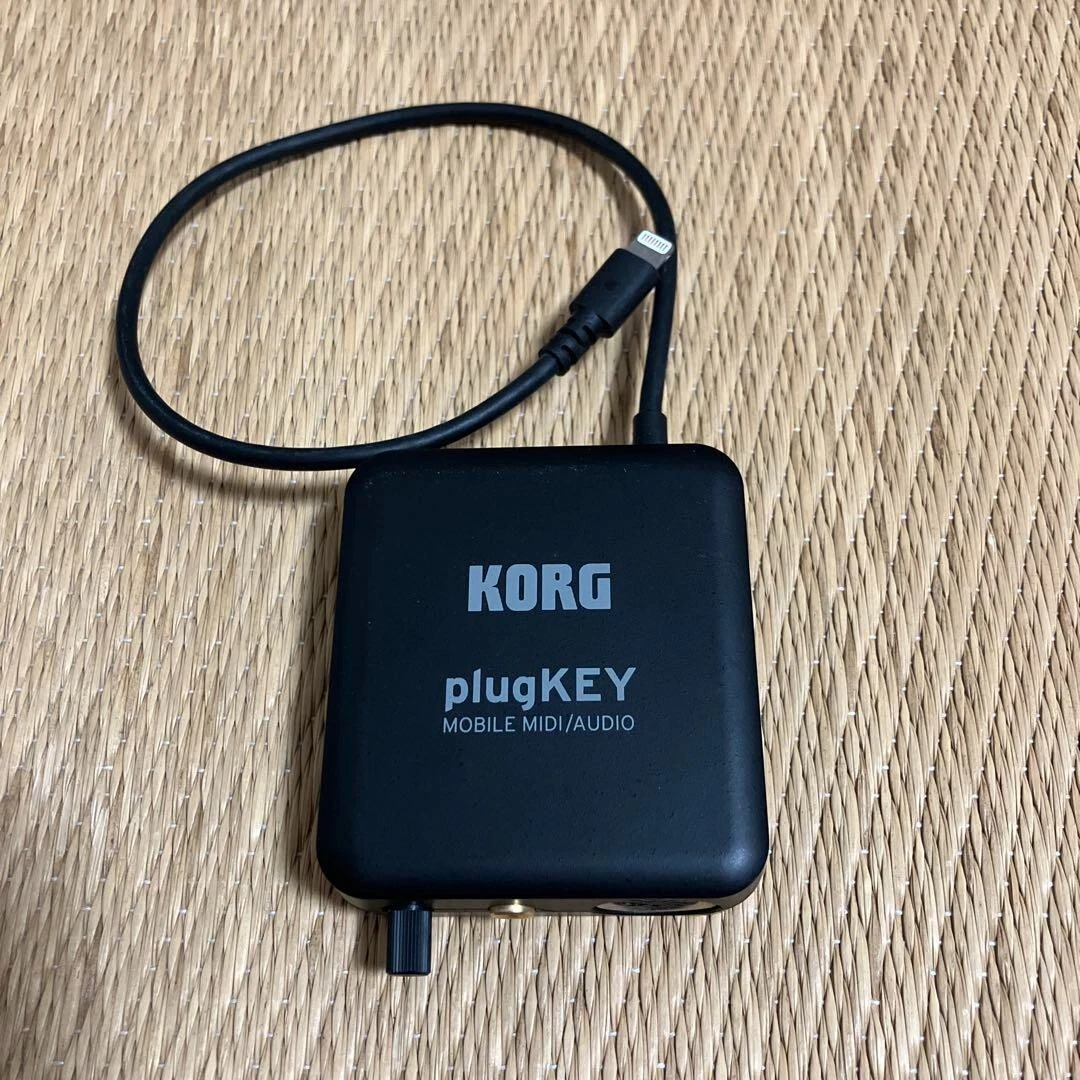 Korg PlugKEY Mobile MIDI Audio Lightning Interface Black Used from