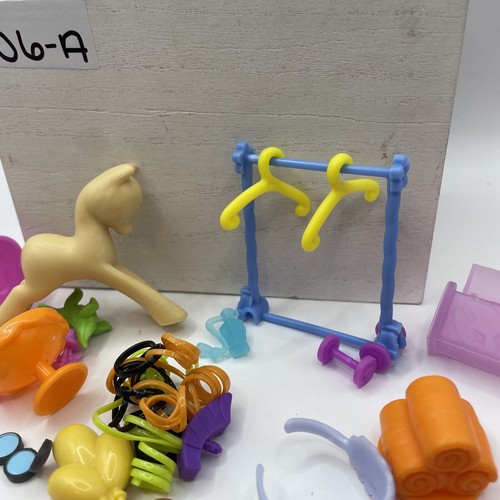 My Little Pony Lot Of Various MLP Playset Accessories Furniture - Picture 6 of 9