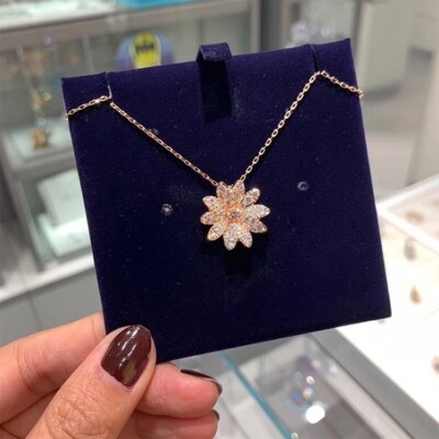 ローズゴールドSWAROVSKI Eternal