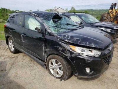 Used Driving Light fits: 2013 Hyundai Tucson Fog-Driving bumper mounted Grade A