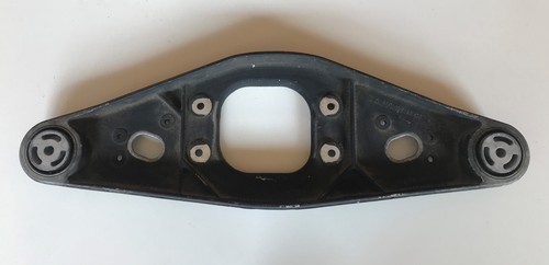 Halter Differential Hinterachse A2303522206 Mercedes E Klasse W211