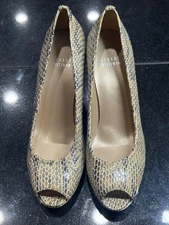Stewart Weitzman Snake Skin Heels Size 8