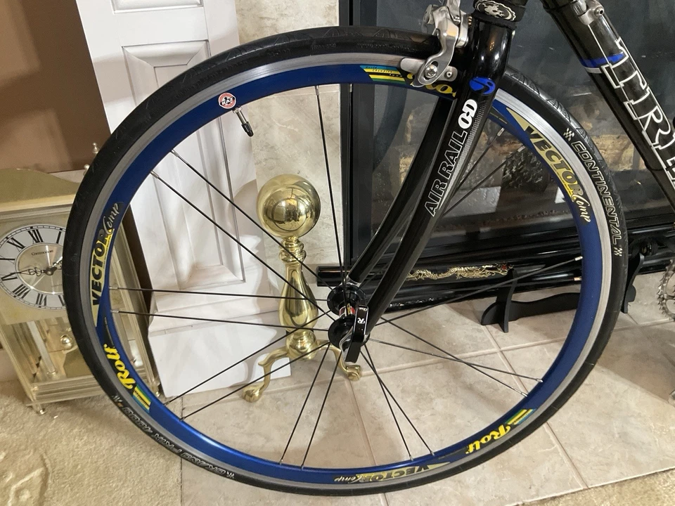 Bicicleta de carretera Trek 5200, OCLV 120 de fibra de carbono usada-2003, 62 cm Foto 3 de 4