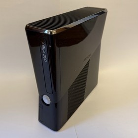 Xbox 360 S Slim (1439) 250GB Bundle w/ Three Controllers - Tested & Working!