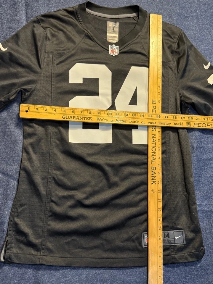Marshawn Lynch #24 Oakland Raiders NFL On Field NIKE Black Home Jersey Medium - Image 4 of 4
