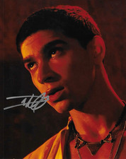 * ISAAC POWELL * signed 8x10 photo * AMERICAN HORROR STORY * COA *