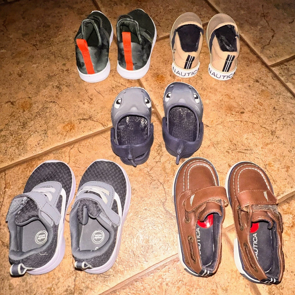 批量 5 件 学步儿童 男孩鞋 尺码 5,6,7,10 混合品牌 — 第 3/3 张图片