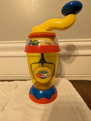 McDonalds  McKids TRIPLE THICK MILKSHAKE MAKER 2003 Blender Mixer