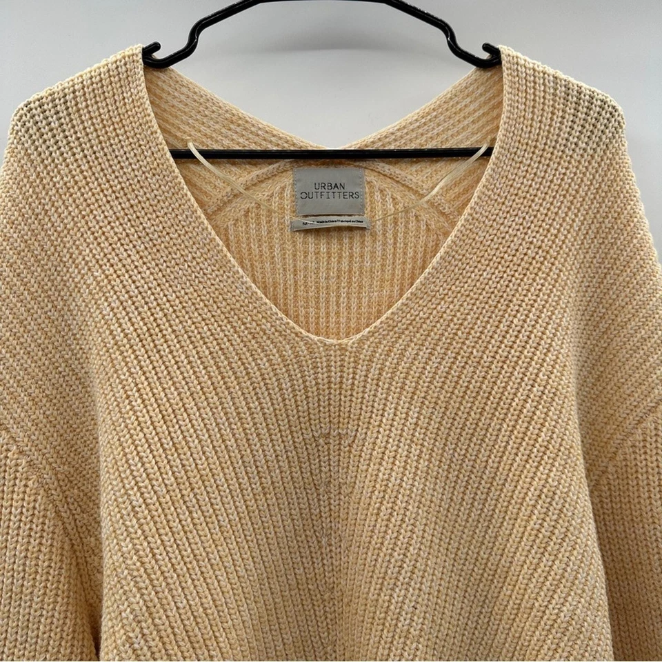 Urban Outfitters Victoria Cream Oversized Knit Long Sleeve V Neck Sweater Size M - Image 2 of 4