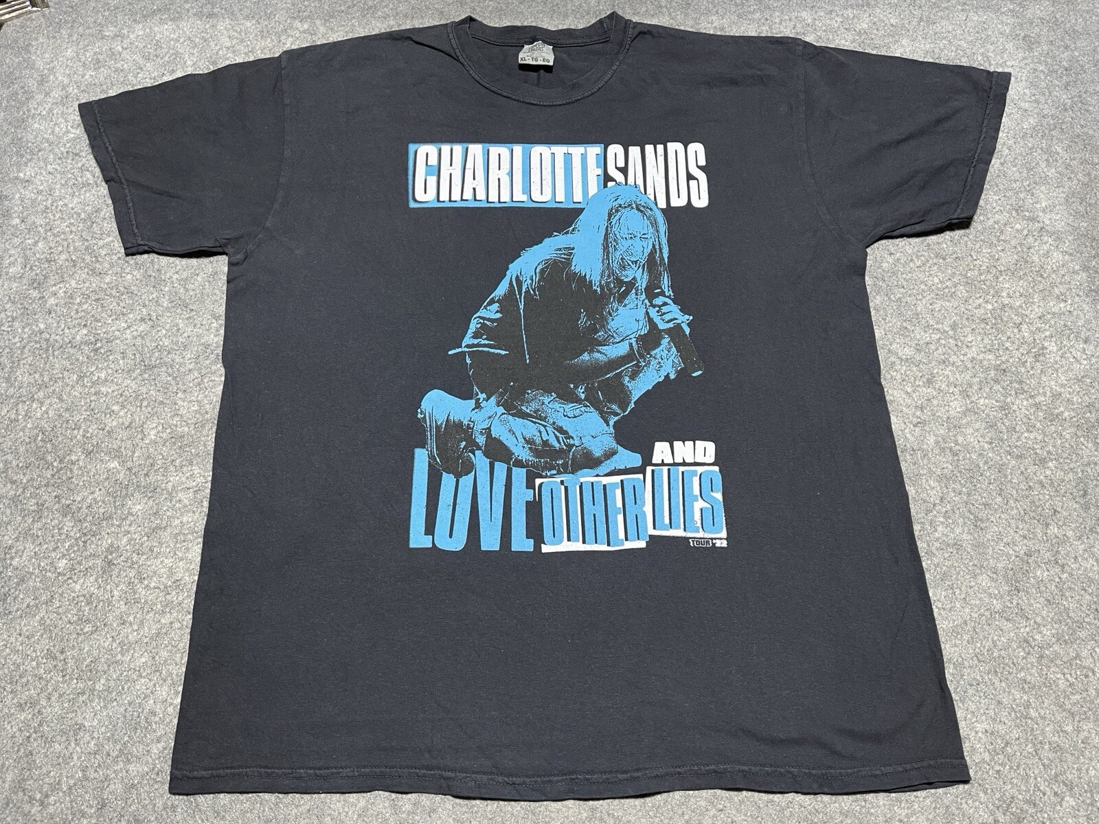 ALTRA Camicia Charlotte Sands LOVE And Other Lies XL Nero Album Canzone 2022 Tour Concerto
