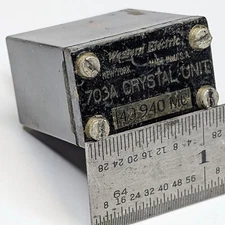 1952 NASQP US Navy Western Electric 703A Crystal Unit Radio 140.94 MHz MC Vtg E1