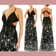 NWT $598 Mac Duggal [ 2 ] Plunging V-Neck Embellished Gown 67976 #J534