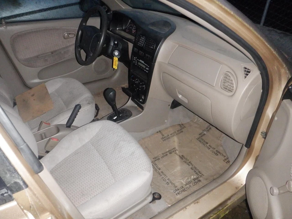 Conjunto de filtro de aire usado se adapta a: montaje Kia Rio 2002 grado A Foto 4 de 4