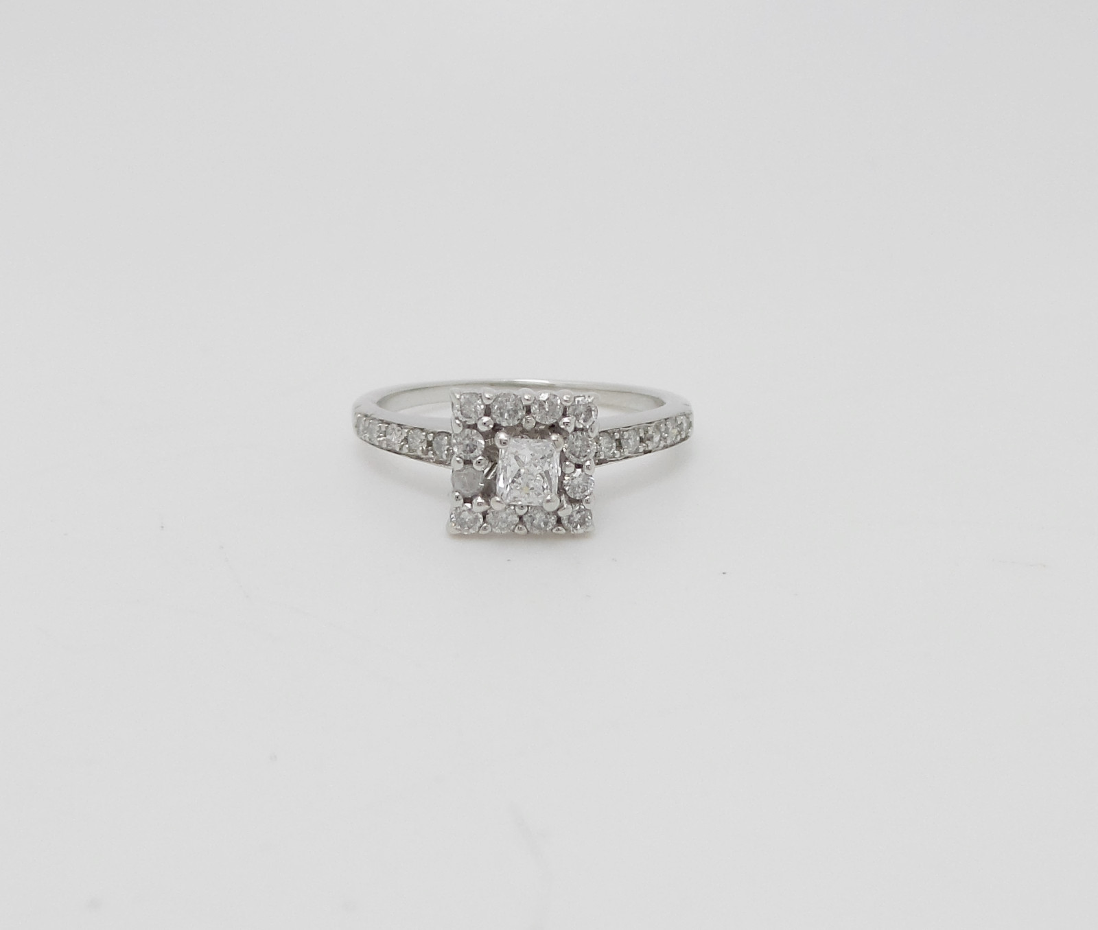 1/2CT Natural Diamond Halo Engagement Wedding Bridal Ring 14K White Gold Band