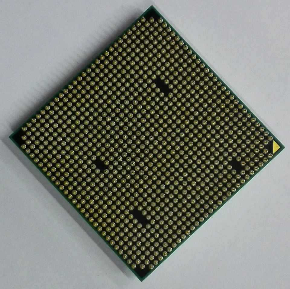 AMD Phenom II X6 1055T Desktop CPU Socket AM3 HDT55TWFK6DGR 938pin 95W TDP - Image 3 of 4