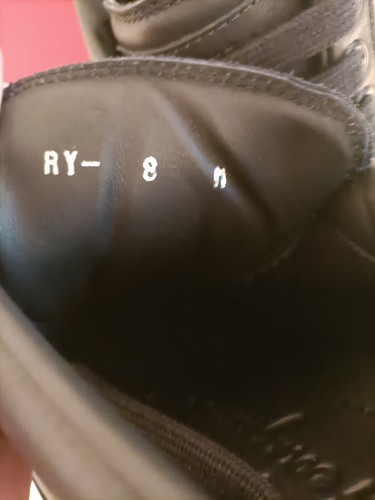 Salvatore Ferragamo Ladie's Sneaker size 8 / EU 38,5 / US 9 - Picture 11 of 12
