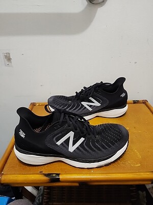 ニューバランス メンズ ランニングシューズ New Balance Men's 860 V11 Running Shoes - Black/Black/White New Balance 860 V11 Size 10.5 Narrow Black/White Running Shoe Mens