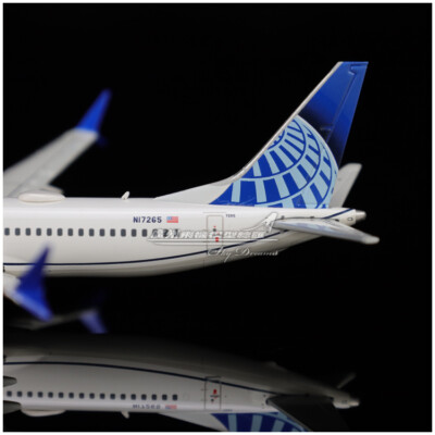 1:400 GeminiJets UNITED BOEING 737 MAX 8 Passenger Plane Diecast