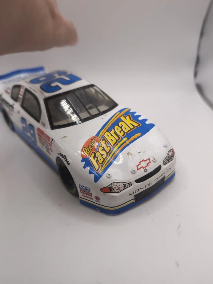 Winners Circle 1:24 Nascar Kevin Harvick's #29 Goodwrench Diecast Car - Image 3 of 4