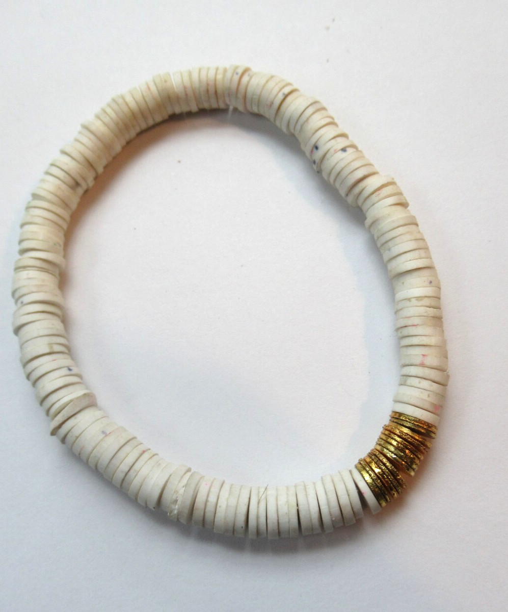 Puka shell Stretch bracelet - image 1