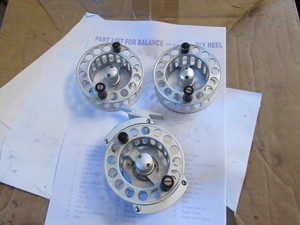 excellent Airflo balance 79 7/9 trout fly fishing reel + 2 spools ...