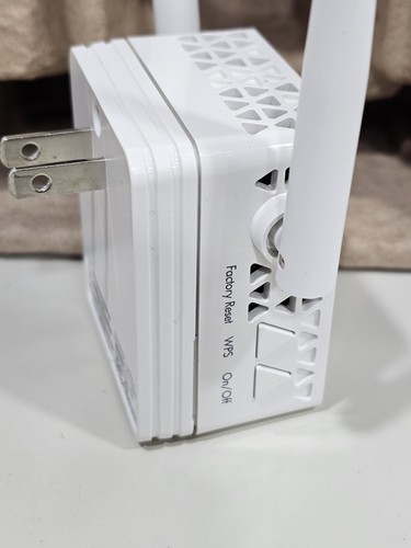 NETGEAR EX6120-100NAS AC1200 Dual Band WiFi Range Extender Tested - Afbeelding 9 van 10
