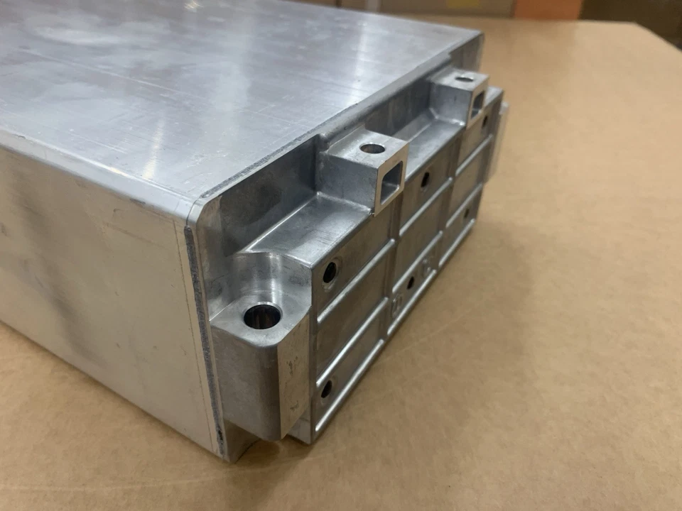 Nuevo módulo de batería LG E78 12s2p 156ah Foto 3 de 4