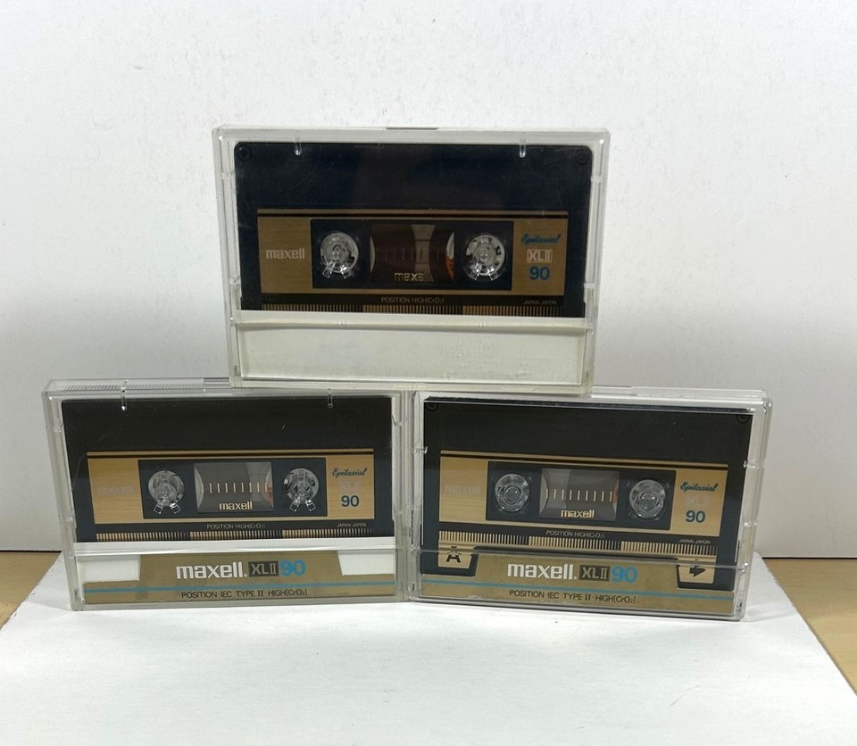 MAXELL XLII 90 minute Audio Cassette Tapes IEC TYPE: CrO2 used lot 3 ...