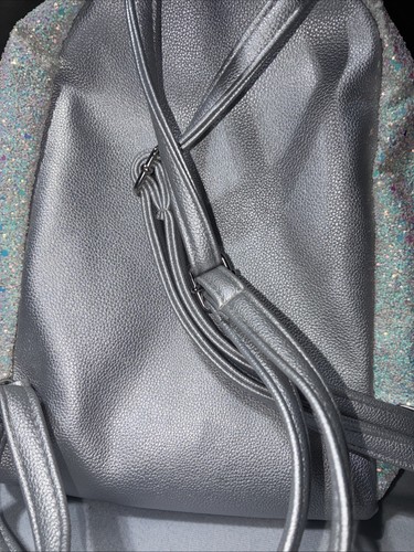 Justice Preowned Girls Mini Backpack/Silver Sparkle - Picture 5 of 8