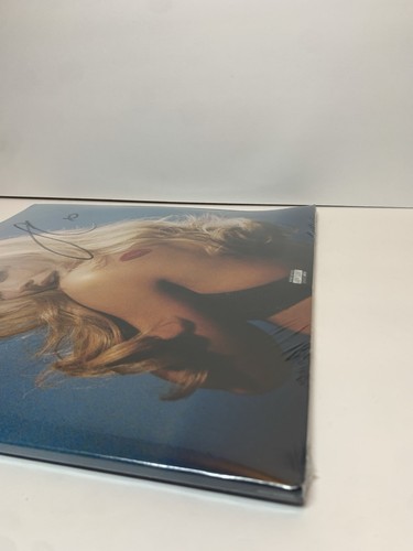New Sabrina Carpenter Signed Short n' Sweet Deluxe Vinyl Autographed SEALED READ - Picture 13 of 20