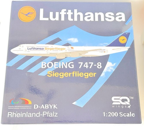 Boeing 747-8 Lufthansa SQ Wings Diecast Collectors Model 1:200 L2087 D-ABYK - Picture 12 of 13