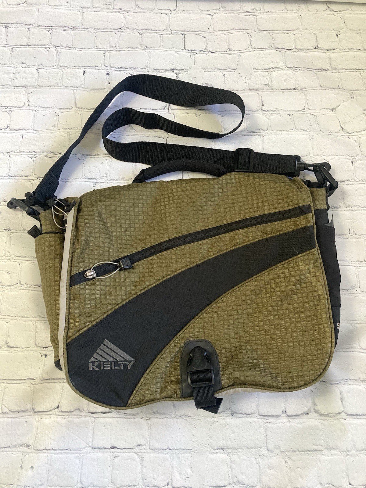 Vtg Kelty Messenger Bag Laptop Computer Santa Cruz Green/Bla