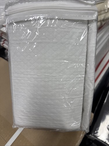 Diamond Matelasse Tailored Bedskirt CAL-King WHITE BRAND NEW GORGEOUS!!! WHITE - Picture 2 of 4