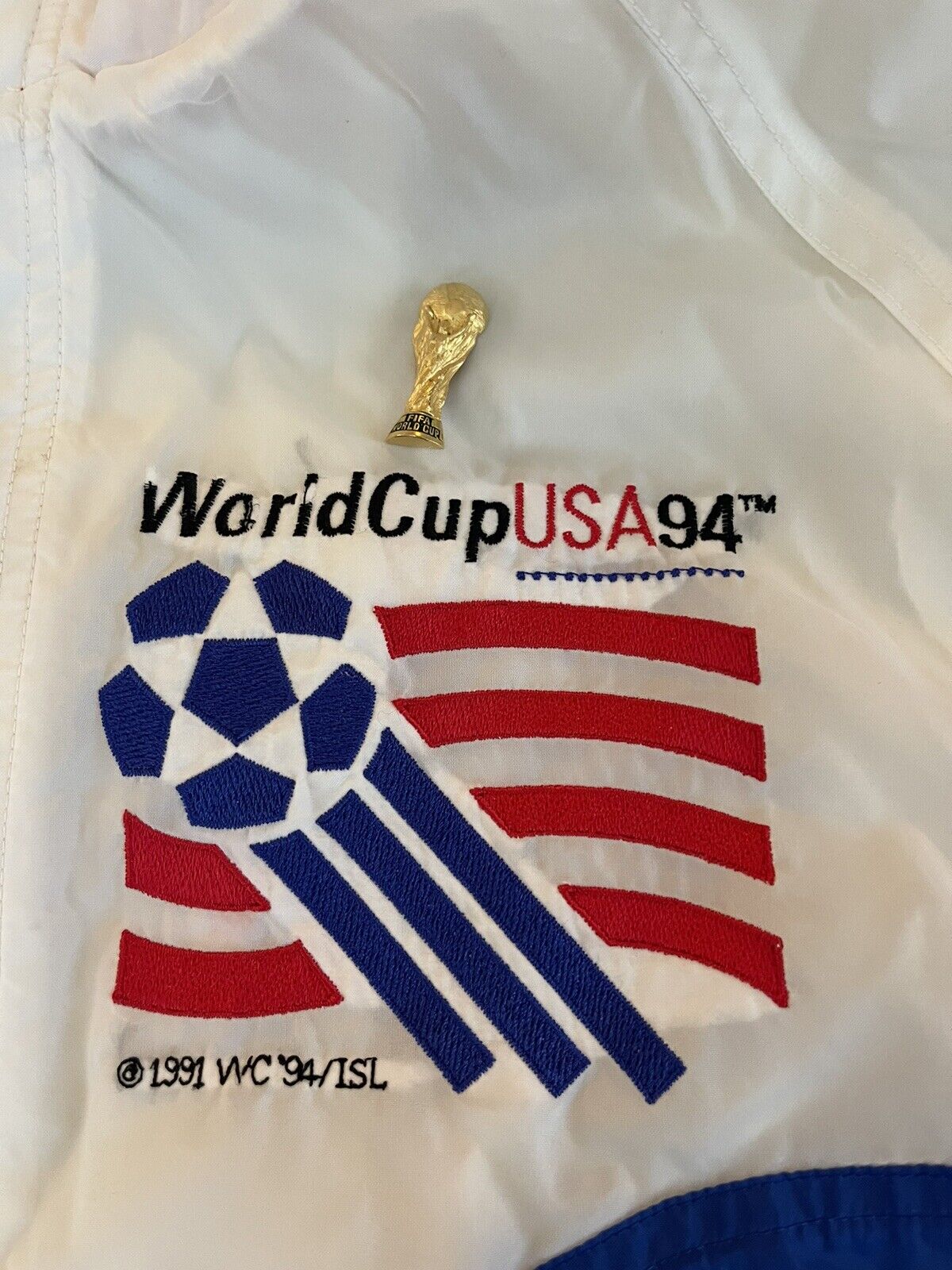 Vintage 1994 World Cup USA '94 Apex Windbreaker Jacket Size Small + Gold  Cup Pin