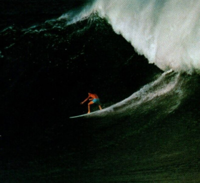 Surfing Waimea Bay Oahu Hawaii  Large 5.8x4.2 Size Postcard John Wagner