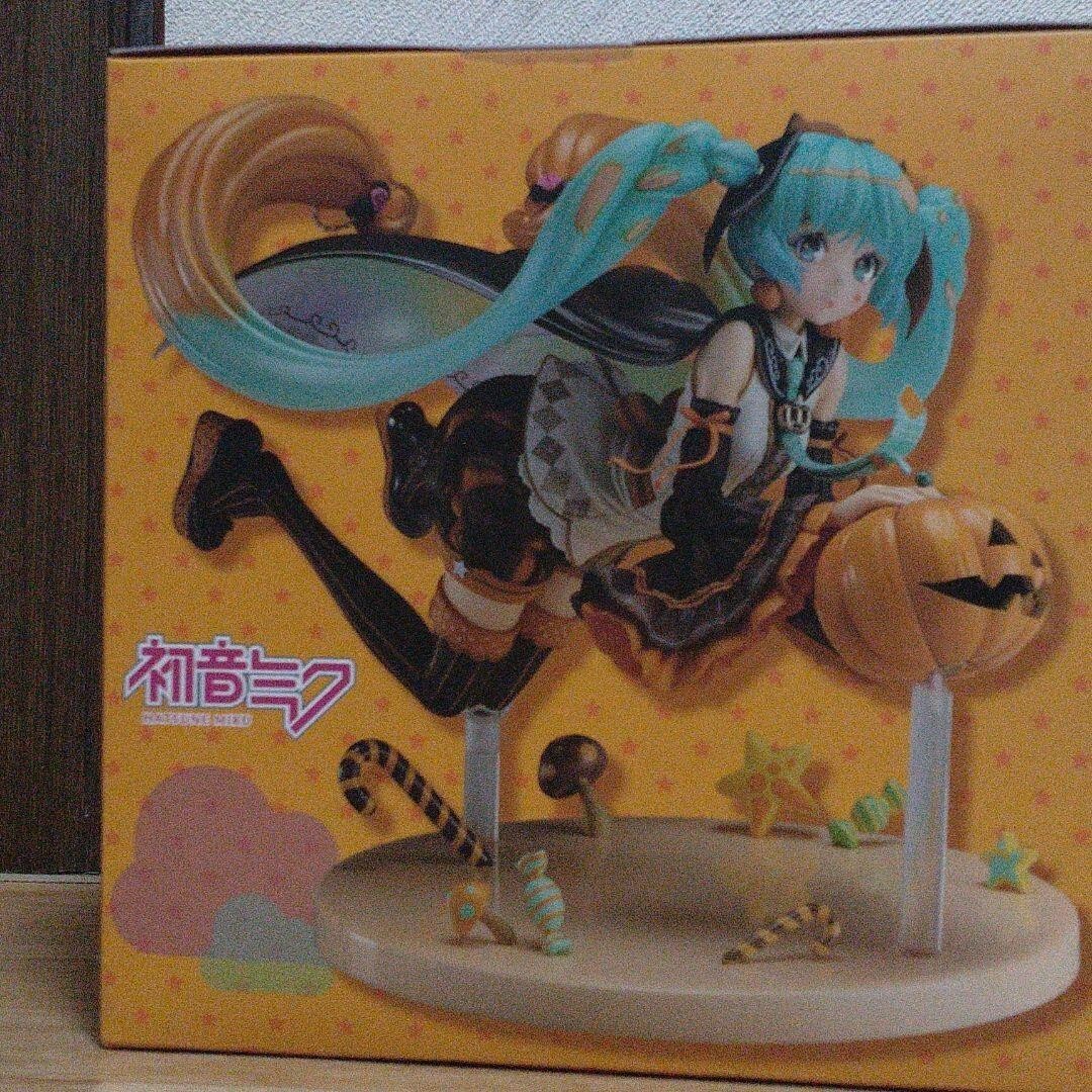 Hatsune Miku TRICK or MIKU illustration Halloween figure PVC