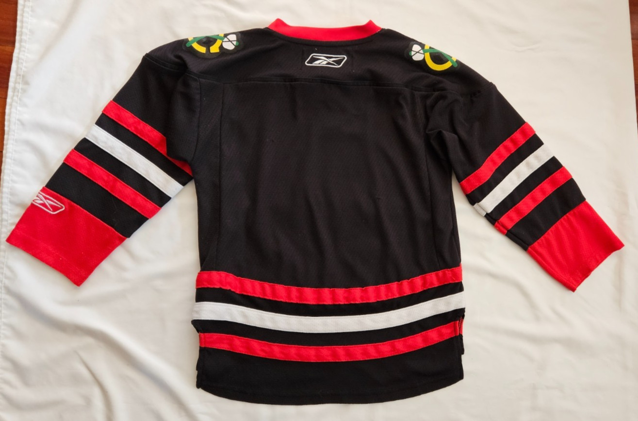 Chicago Blackhawks REEBOK Jersey Youth S/M Hockey NHL Read Description thumbnail 8