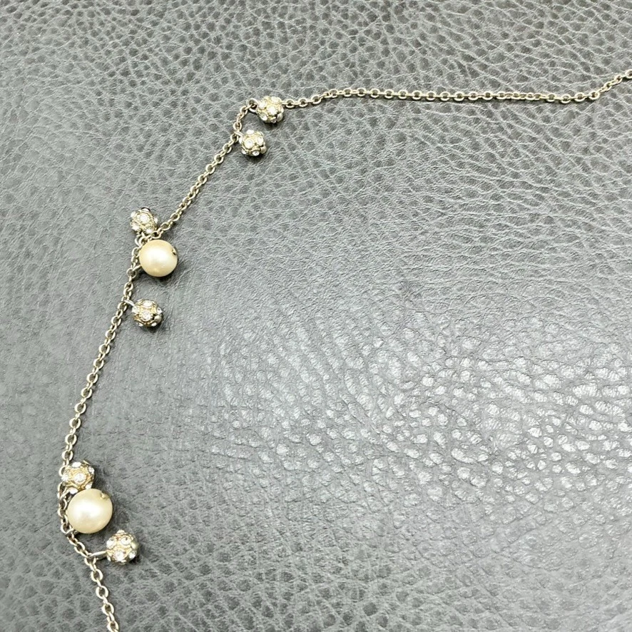 Colar longo Ann Taylor corrente tom dourado pérola falsa contas de strass 26 polegadas - Imagem 3 de 4