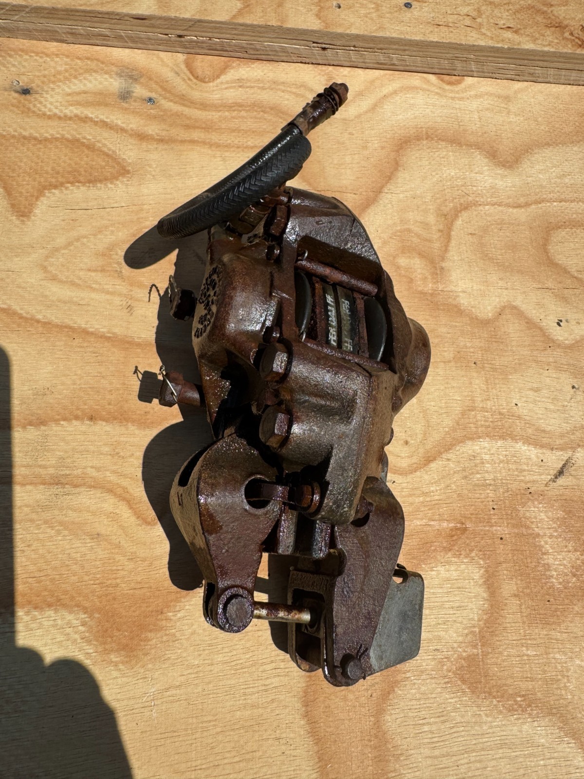 Genuine Lotus Elan Rear Brake Calipers Pair with Handbrake Pads