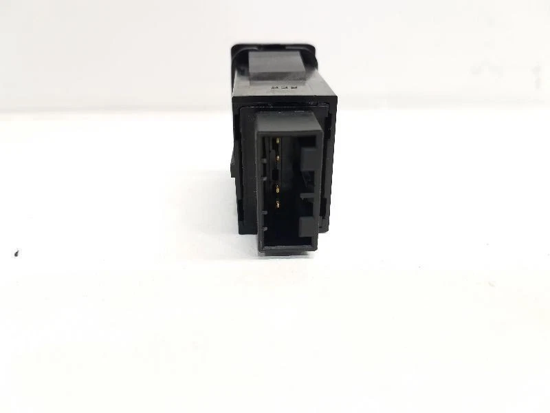 Interruptor de tablero Mazda 626 1999 - descongelación trasera *negro*  Foto 4 de 4