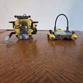 LEGO City: Deep Sea Operation Base (60096) 100% Complete Set + Manual + Minifigs