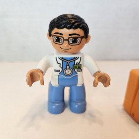 LEGO Duplo Ambulance EMT Truck Van w Figure First Aid Kit 13 pc 10527 Incomplete