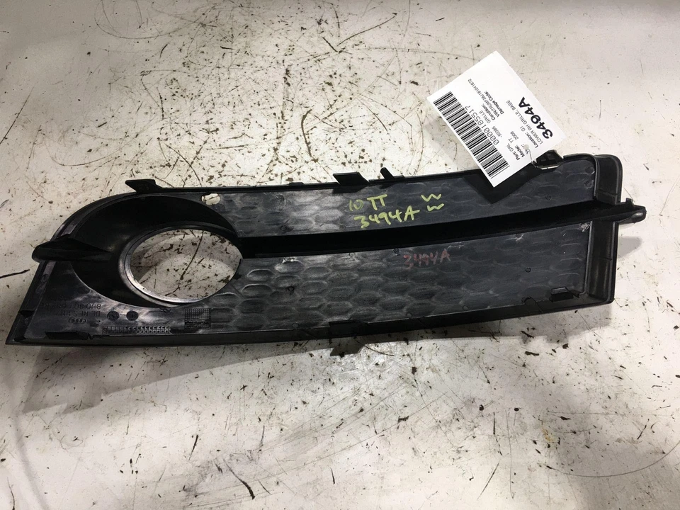 Grelha 08 09 10 Audi AUDI TT - Imagem 2 de 2