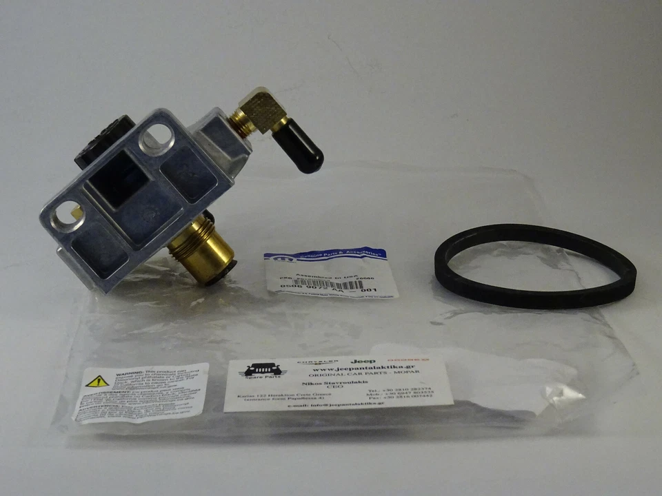 Cabezal Filtro Combustible Jeep Liberty KJ 02-04 2.5L / 2.8L 5069072AA Nuevo Genuino Mopar Foto 3 de 4