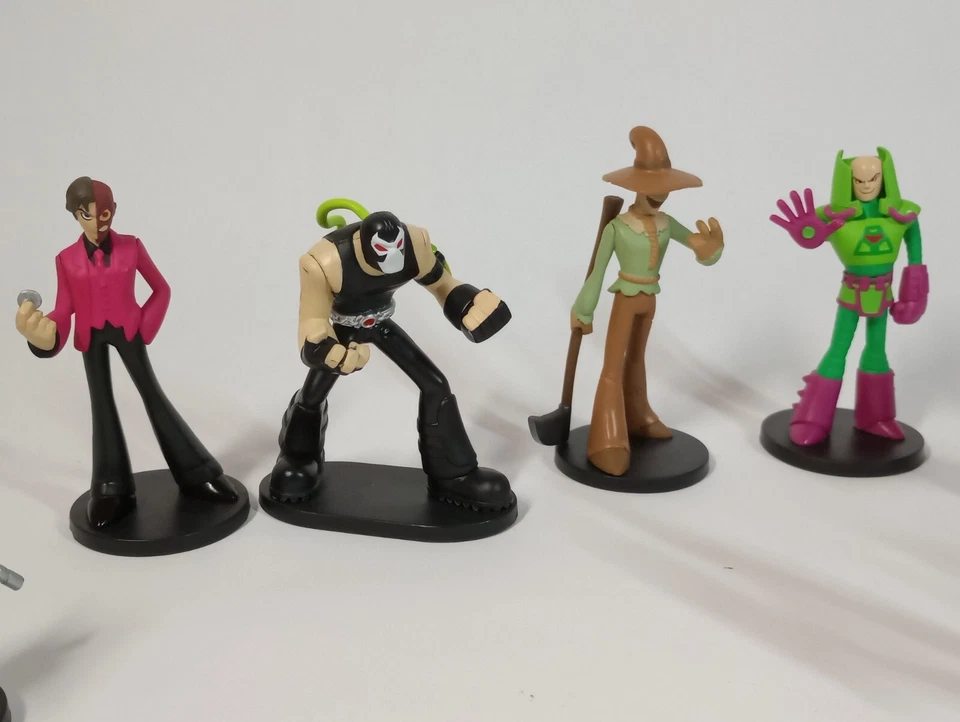 Funko DC Hero World Lote de 11 Figuras de Vinilo Estatuillas - Héroes y Villanos Foto 4 de 4