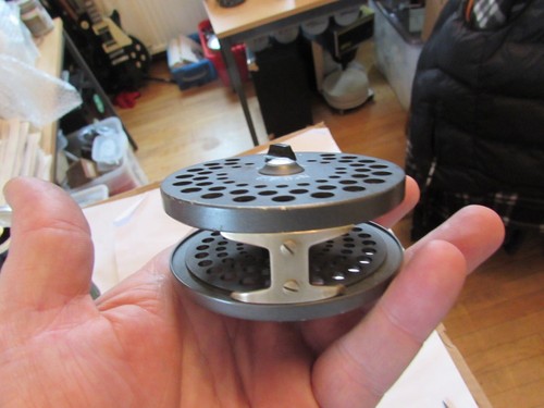 Carrete de pesca con mosca trucha excelente orvis CFO CFOIV C.F.O.IV construido resistente - Imagen 11 de 16