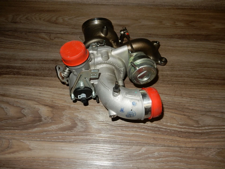 Turbocompresor Ford Escape Fusion Focus Lincoln MKZ ST 2,0 L (CJ5F-6K682-CG) OEM Foto 2 de 4